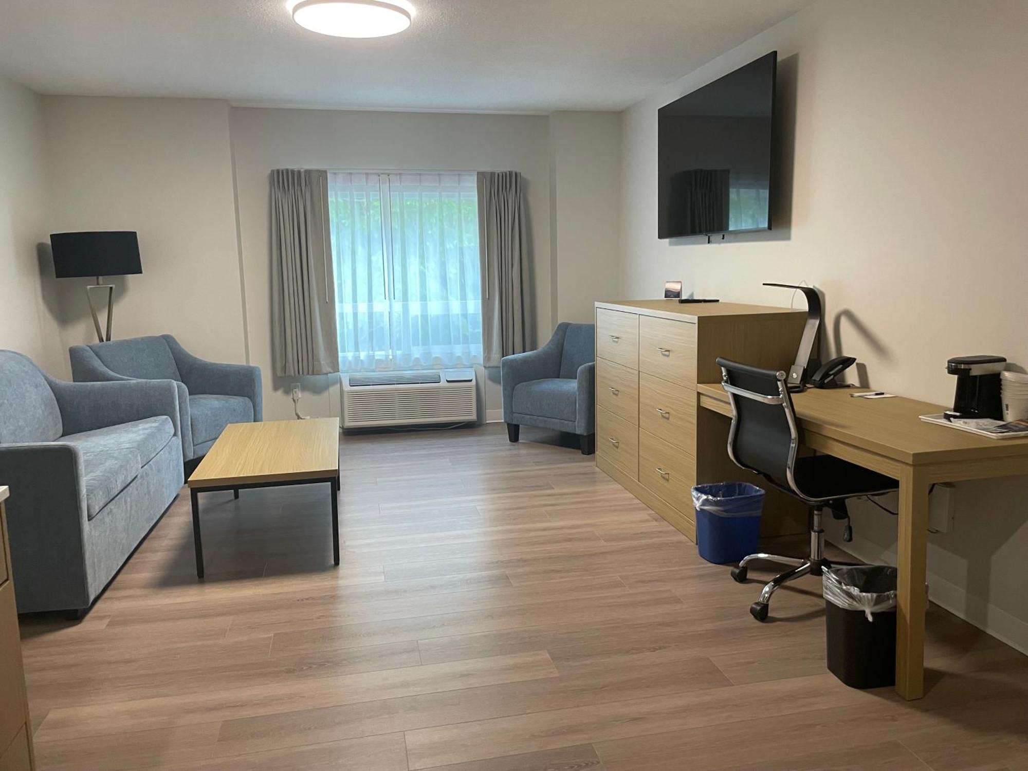 Baymont By Wyndham Hotel