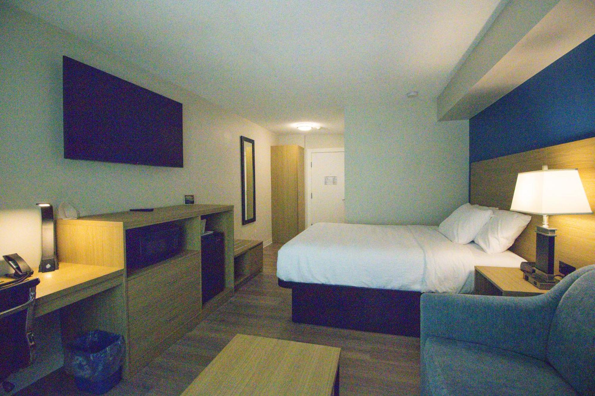 Baymont By Wyndham Hotel Gold River