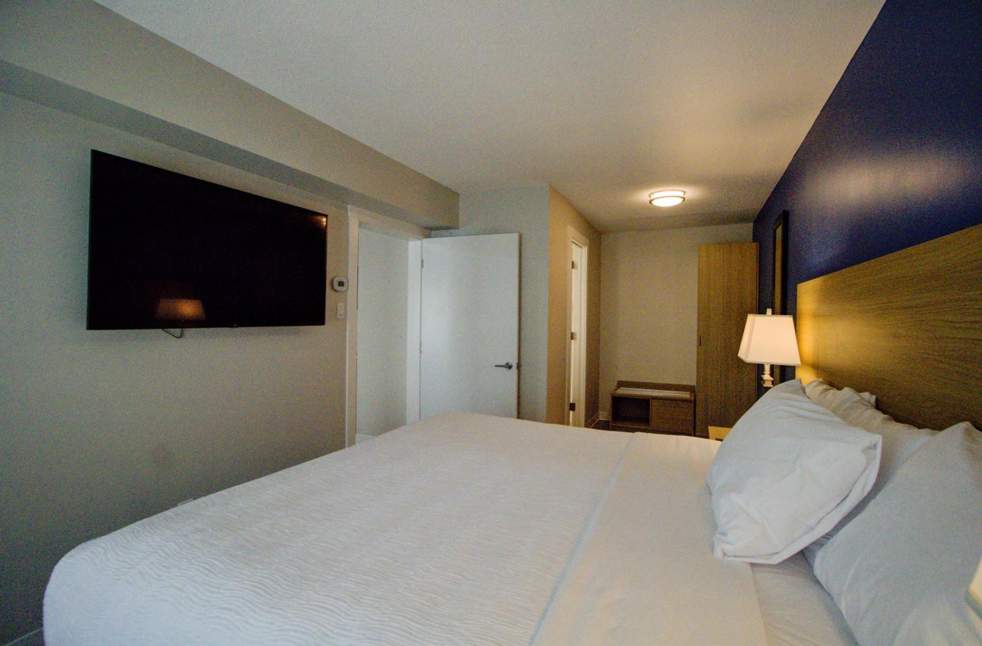 Baymont By Wyndham 3* Gold River